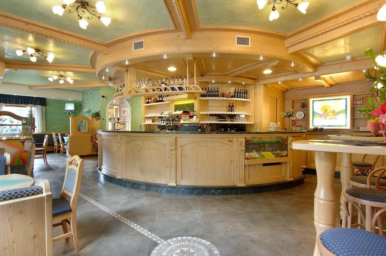 Hotel Dolomiti Saone ティオーネ・ディ・トレント エクステリア 写真