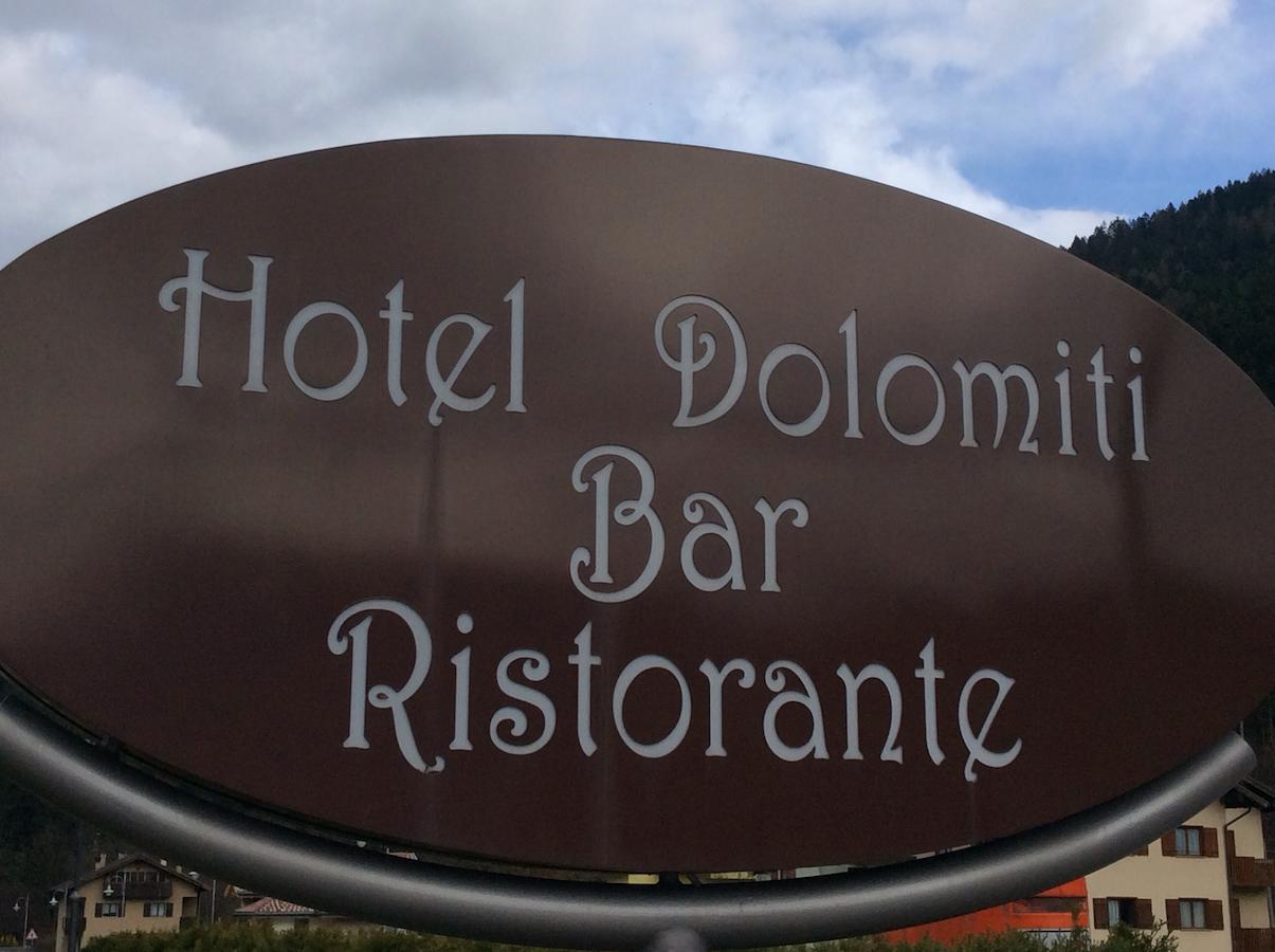Hotel Dolomiti Saone ティオーネ・ディ・トレント エクステリア 写真